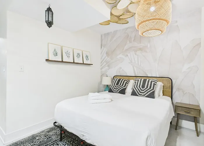 Charming Getaway With Patio Appartement