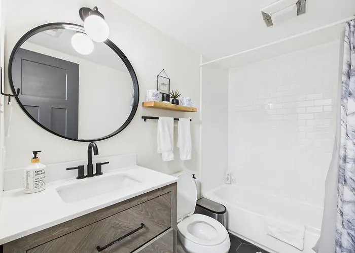 Appartement Charming Getaway With Patio *